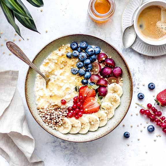 Quinoa Snow Flakes - Quality Pantry Staples from Suncore Foods - Just $9.99! Shop now at Suncore Foods Inc.