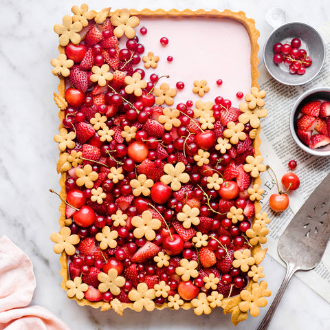 Pink Pitaya Strawberry Flower Tart