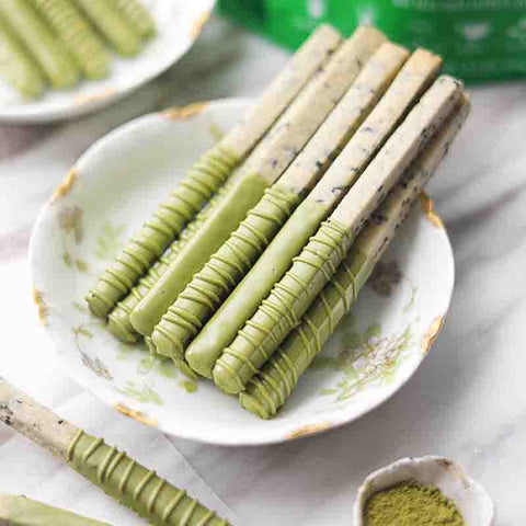 Black Sesame Matcha Cookie Sticks