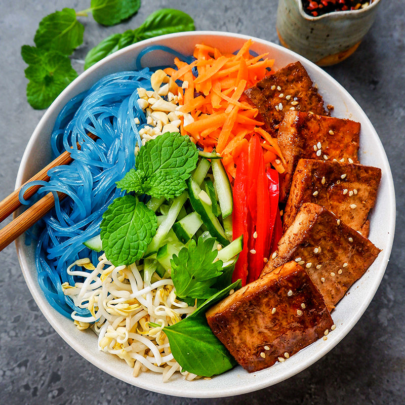 Suncore Foods Blue Butterfly Pea Glass Noodles Salad with Chili Lemongrass Tofu