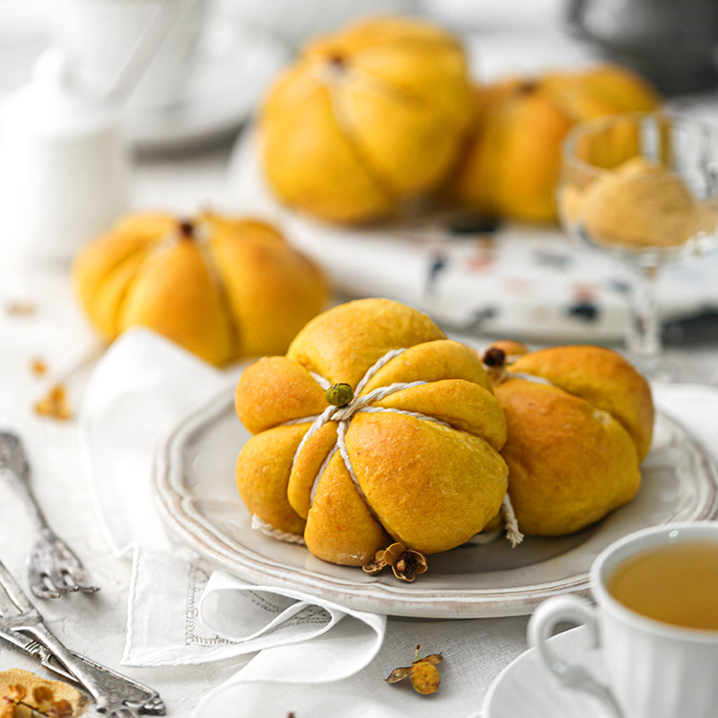 Suncore Foods Golden Pumpkin & Autumnal Baked Sweet Potato Yam Dinner Rolls