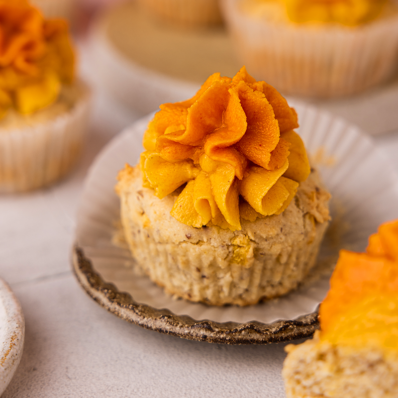Suncore Foods Mango Cupcakes with Pumpkin Spice Icing