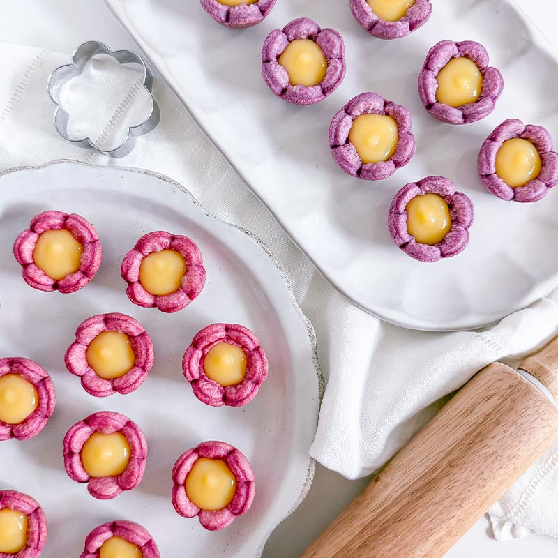 Mini Colorful Daisy Tarts with Lemon Curd